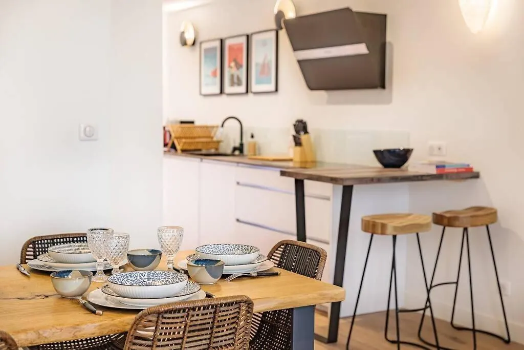 Daire Appartement 5*, Climatise, Avec Terrasse Au Quartier Le Panier Marsilya Fransa