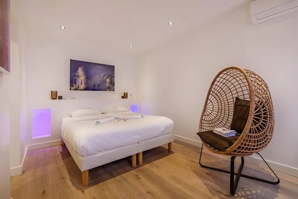 Appartement 5*, Climatise, Avec Terrasse Au Quartier Le Panier Marsilya